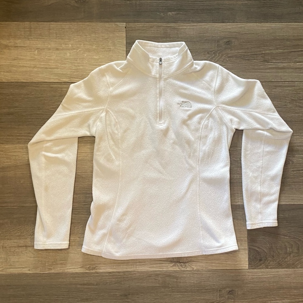 The North Face Women’s Small 1/4 Zip Fleece Pullover - White